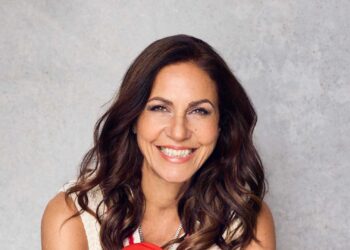 Julia Bradbury Hack Yourself Healthy