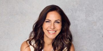 Julia Bradbury Hack Yourself Healthy